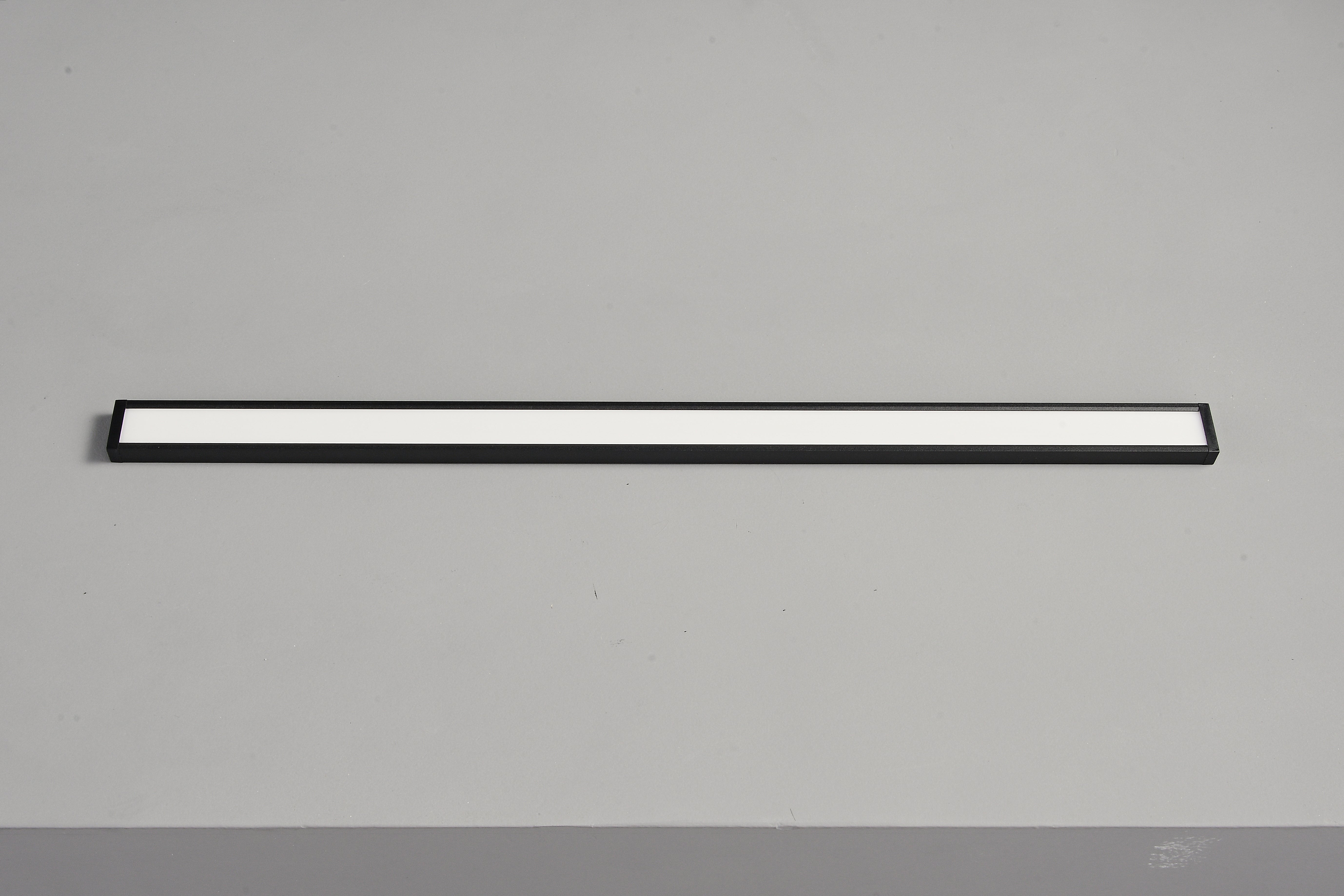 Magnetix 24W Strahler flach 60cm